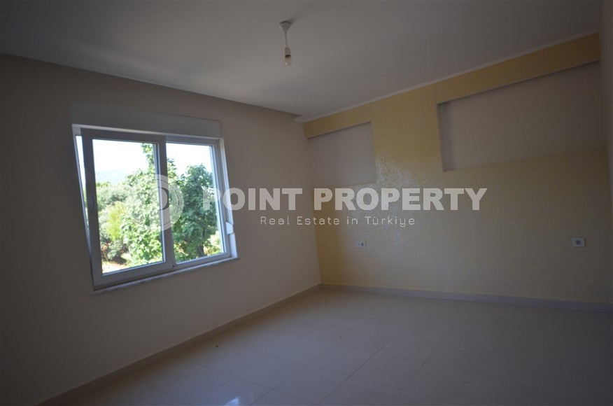 Просторная квартира, общей площадью 120 м2, в благоустроенном жилом комплексе, построенном в 2010 году-id-7499-фото-6