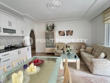 Ready-to-move-in apartment 2+1 50 meters from the beach, in the center of the popular area of Alanya - Lower Oba-id-7501-photo-1