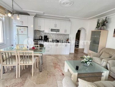 Ready-to-move-in apartment 2+1 50 meters from the beach, in the center of the popular area of Alanya - Lower Oba-id-7501-photo-2