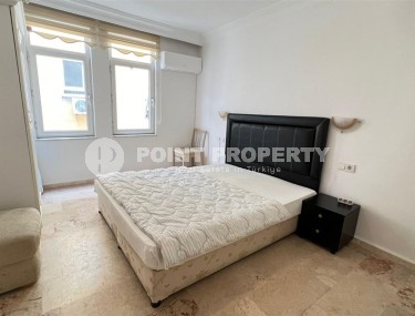 Ready-to-move-in apartment 2+1 50 meters from the beach, in the center of the popular area of Alanya - Lower Oba-id-7501-photo-3