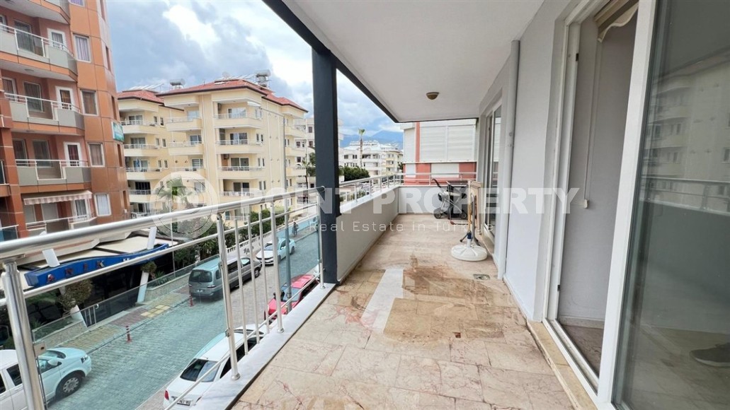 Готовая к проживанию квартира 2+1 в 50 метрах от пляжа, в центре популярного района Аланьи - Нижняя Оба-id-7501-фото-7