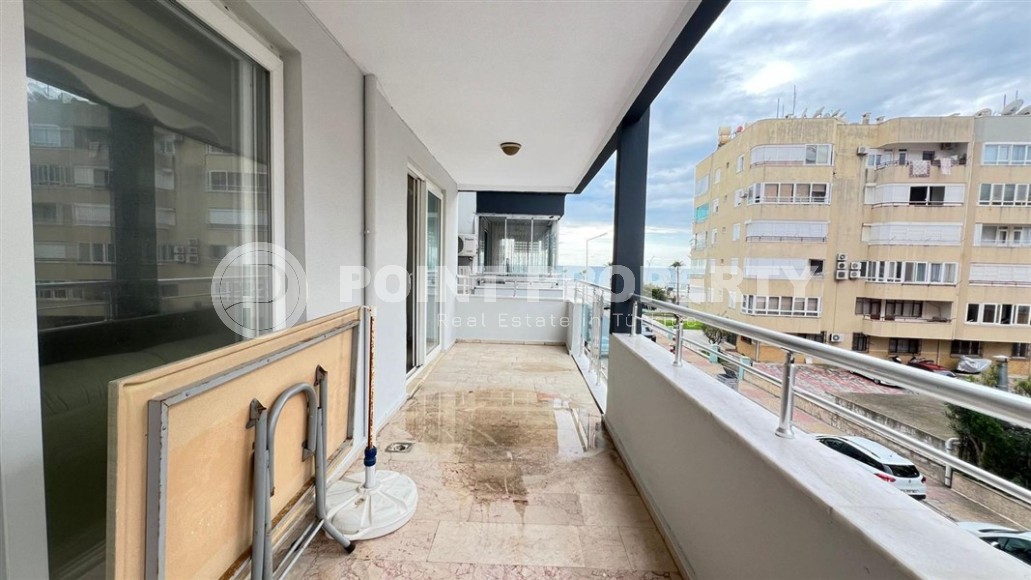 Готовая к проживанию квартира 2+1 в 50 метрах от пляжа, в центре популярного района Аланьи - Нижняя Оба-id-7501-фото-8