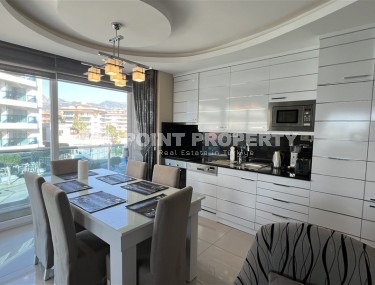 Стильная квартира с дизайнерским ремонтом, на 2-м этаже в комфортабельном жилом комплексе с отельной инфраструктурой, построенном в 2013 году-id-7504-фото-3