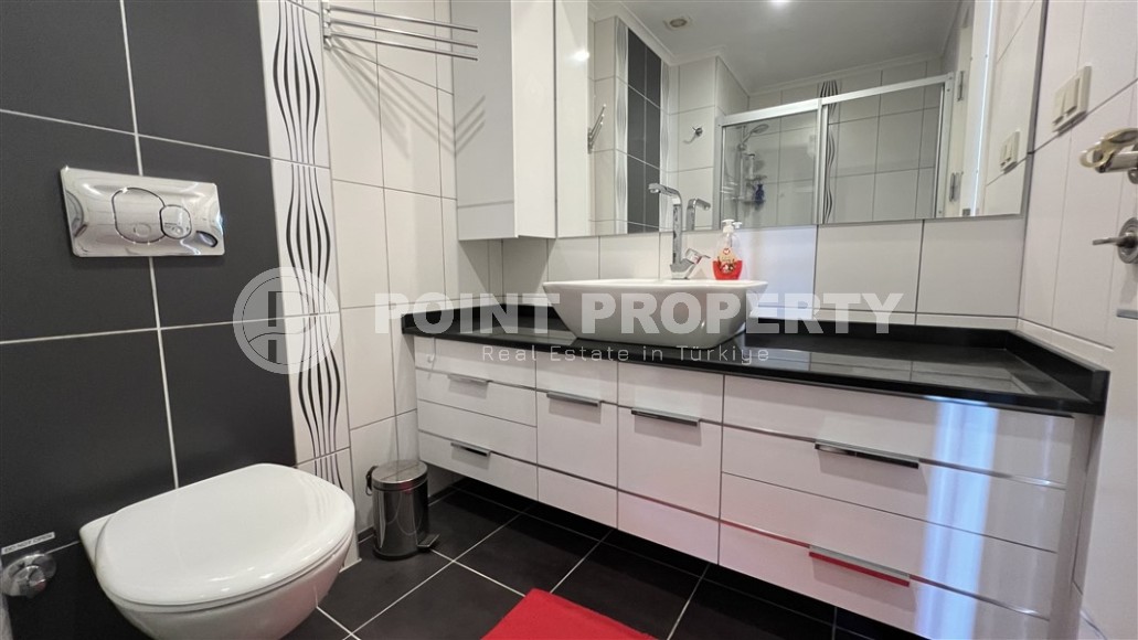 Stylish apartment with designer renovation, on the 2nd floor in a comfortable residential complex with hotel infrastructure, built in 2013-id-7504-photo-7