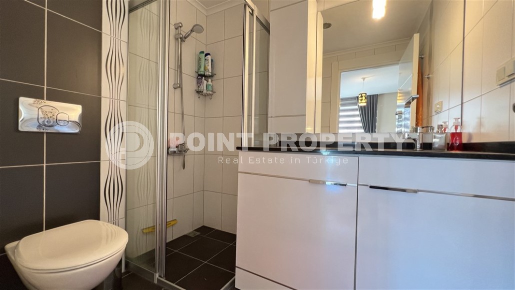 Stylish apartment with designer renovation, on the 2nd floor in a comfortable residential complex with hotel infrastructure, built in 2013-id-7504-photo-8