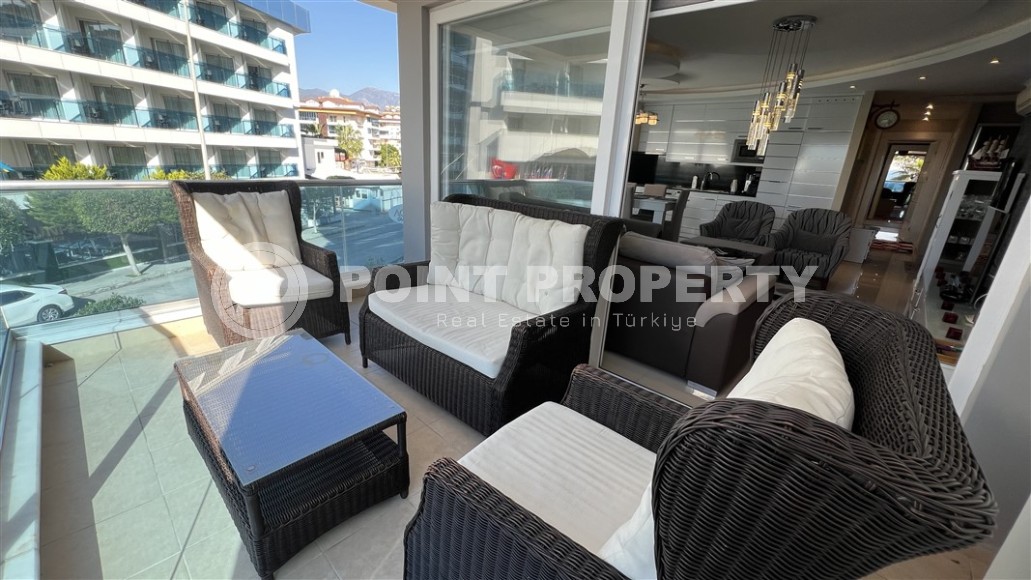 Stylish apartment with designer renovation, on the 2nd floor in a comfortable residential complex with hotel infrastructure, built in 2013-id-7504-photo-9