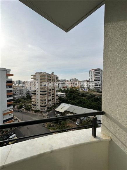 Панорамная квартира 1+1 с видом на город, на 8-м этаже в центре района Махмутлар-id-7506-фото-10