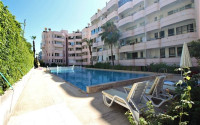Alanya center: four-room apartment, 140m², in a complex with a swimming pool, 50m from the sea-id-1579-photo-1