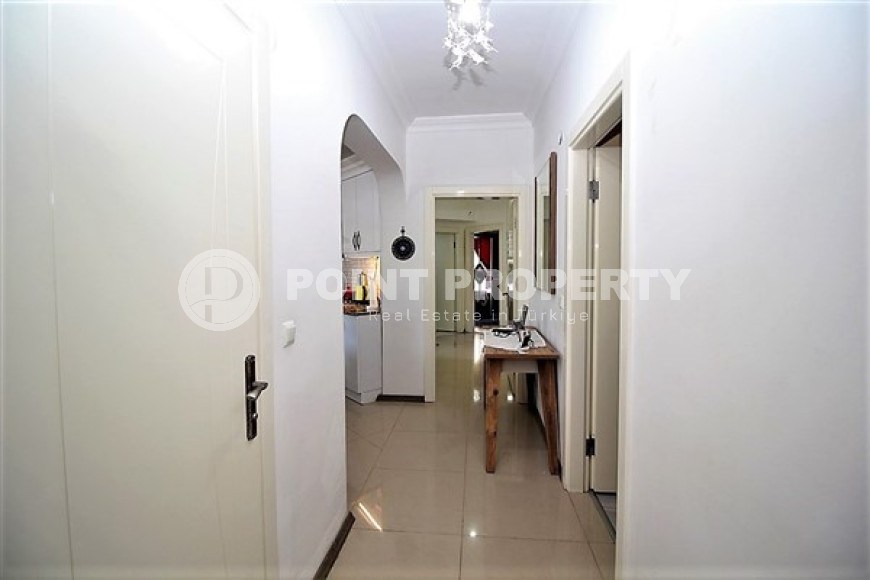 Alanya center: four-room apartment, 140m², in a complex with a swimming pool, 50m from the sea-id-1579-photo-2