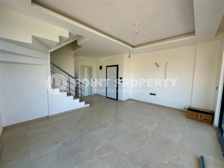 Панорамная квартира с видом на море и горы, на 5-м этаже с мансардой в спокойном районе Аланьи - Демирташ-id-7519-фото-2