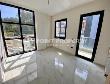 A small new apartment with high-quality finishing, one and a half kilometers from the sea, in the picturesque area of Alanya - Avsallar-id-7520-photo-4