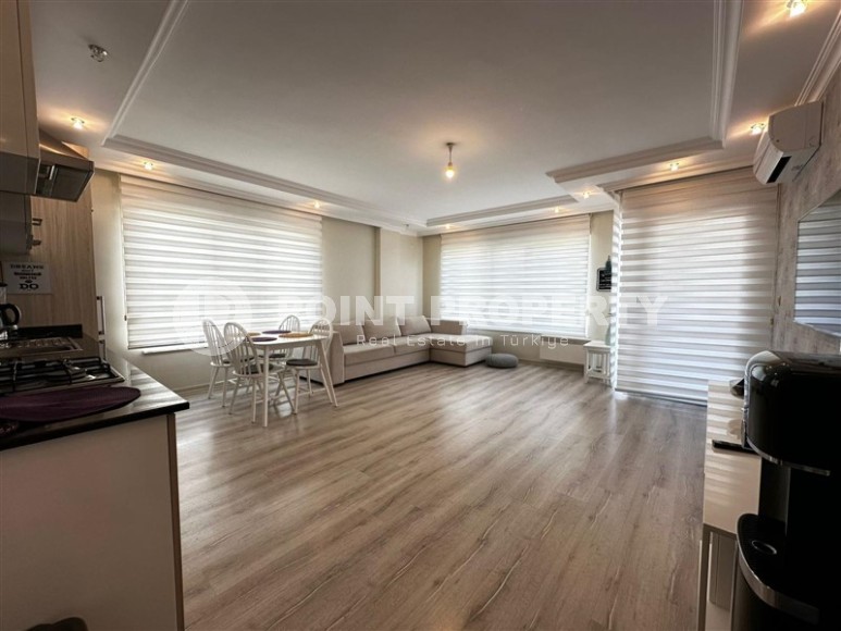 Современная квартира 2+1 с новым ремонтом, комфортабельной мебелью и всей необходимой бытовой техникой, в 900 метрах от моря-id-7532-фото-2