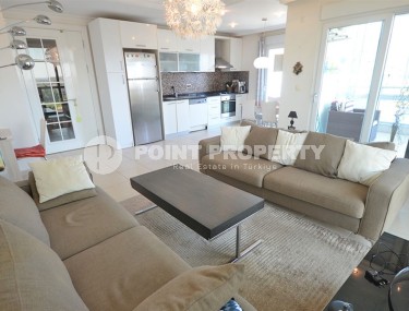 Панорамная двухуровневая квартира на 4-м этаже с мансардой, в жилом комплексе с богатой внутренней инфраструктурой-id-7533-фото-3