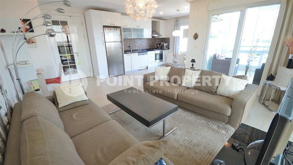 Панорамная двухуровневая квартира на 4-м этаже с мансардой, в жилом комплексе с богатой внутренней инфраструктурой-id-7533-фото-3