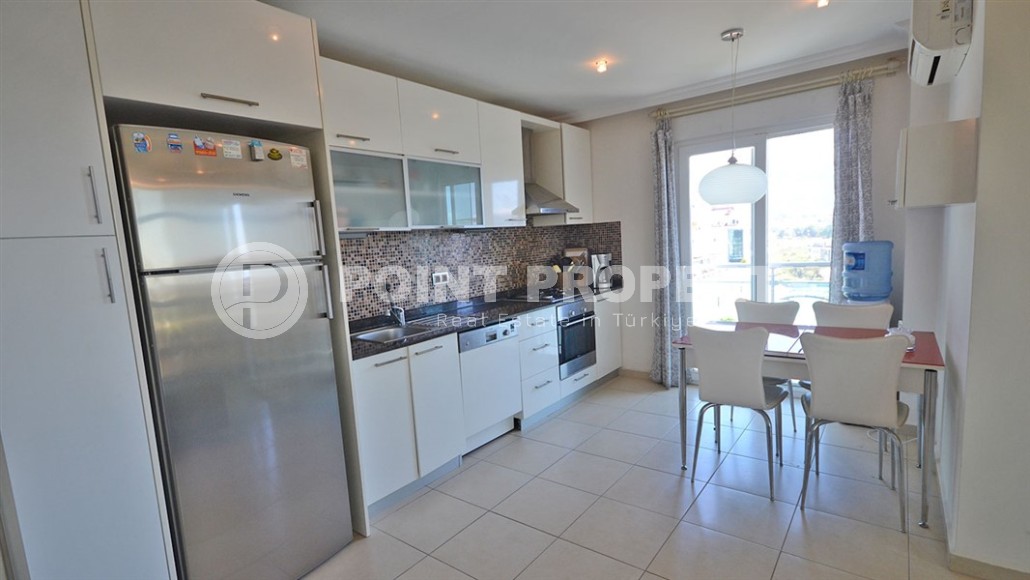 Панорамная двухуровневая квартира на 4-м этаже с мансардой, в жилом комплексе с богатой внутренней инфраструктурой-id-7533-фото-4