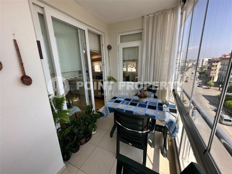 Large two-level apartment 4+1, with a total area of 285 m2, in the center of the modern area of Alanya - Cikcilli-id-7536-photo-13