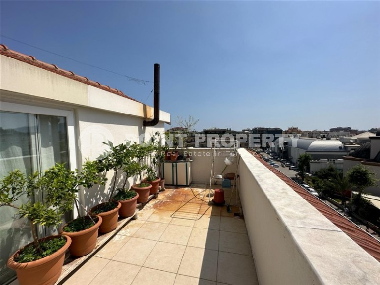 Large two-level apartment 4+1, with a total area of 285 m2, in the center of the modern area of Alanya - Cikcilli-id-7536-photo-17