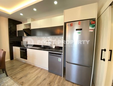 Готовая к проживанию квартира с современным дизайном, комфортабельной мебелью и всей необходимой бытовой техникой, в 600 метрах от моря-id-7544-фото-4