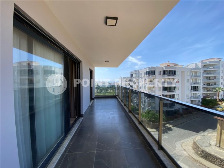 Готовая к проживанию квартира с современным дизайном, комфортабельной мебелью и всей необходимой бытовой техникой, в 600 метрах от моря-id-7544-фото-10