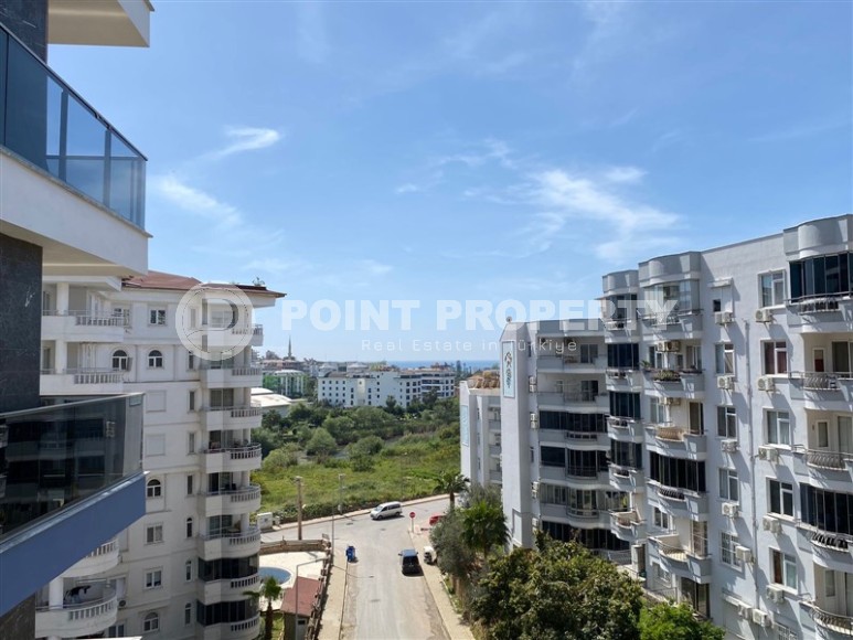 Готовая к проживанию квартира с современным дизайном, комфортабельной мебелью и всей необходимой бытовой техникой, в 600 метрах от моря-id-7544-фото-11