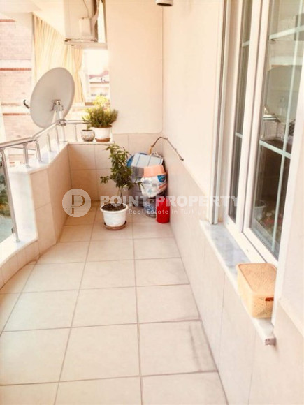 Spacious five-bedroom penthouse, 300m², in the center of Alanya, Buykhasbahce district.-id-1582-photo-16