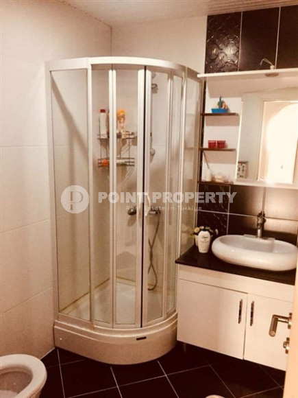 Spacious five-bedroom penthouse, 300m², in the center of Alanya, Buykhasbahce district.-id-1582-photo-17