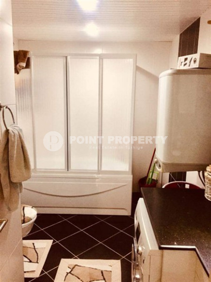 Spacious five-bedroom penthouse, 300m², in the center of Alanya, Buykhasbahce district.-id-1582-photo-26