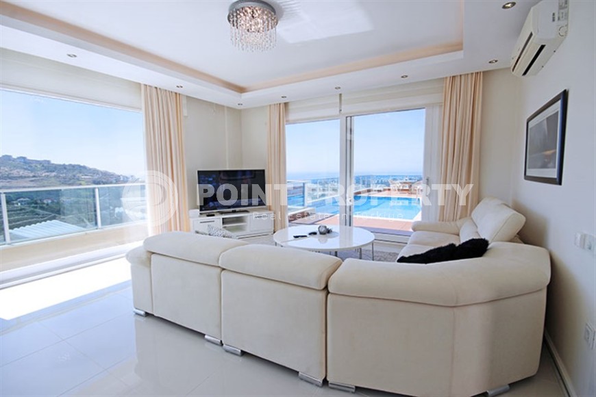 Панорамная вилла с инфинити бассейном и ухоженным зеленым садом, в пяти километрах от моря-id-7553-фото-4