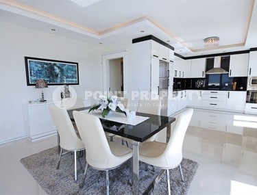 Панорамная вилла с инфинити бассейном и ухоженным зеленым садом, в пяти километрах от моря-id-7553-фото-5