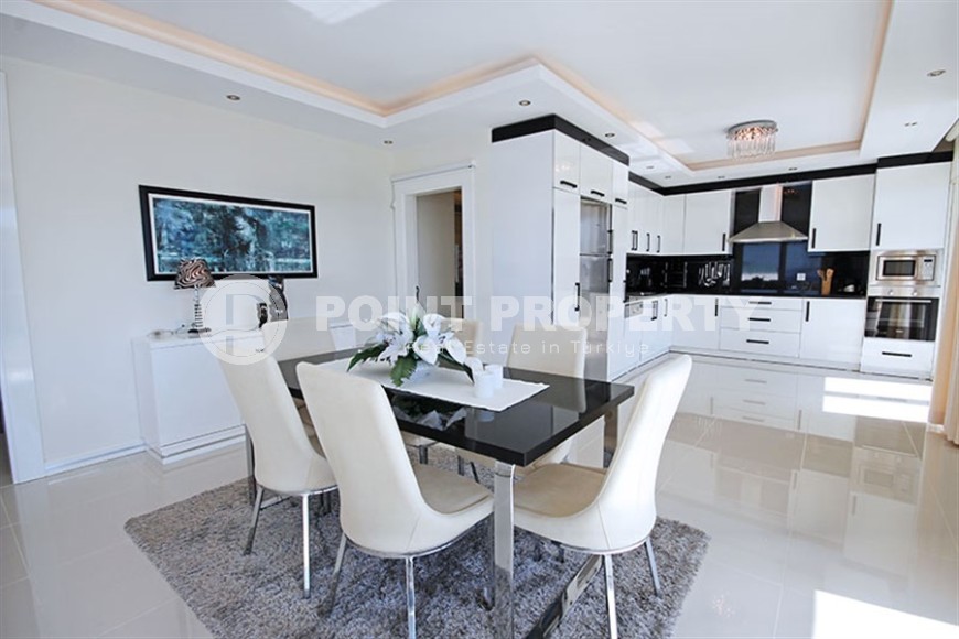 Панорамная вилла с инфинити бассейном и ухоженным зеленым садом, в пяти километрах от моря-id-7553-фото-5