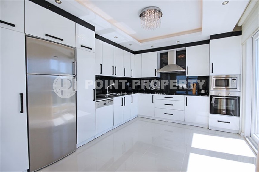 Панорамная вилла с инфинити бассейном и ухоженным зеленым садом, в пяти километрах от моря-id-7553-фото-6