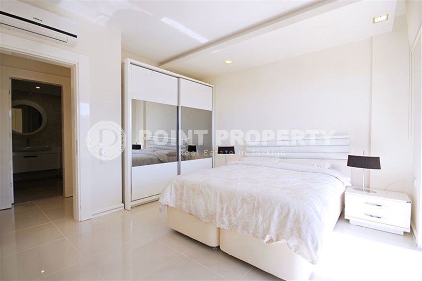 Панорамная вилла с инфинити бассейном и ухоженным зеленым садом, в пяти километрах от моря-id-7553-фото-8