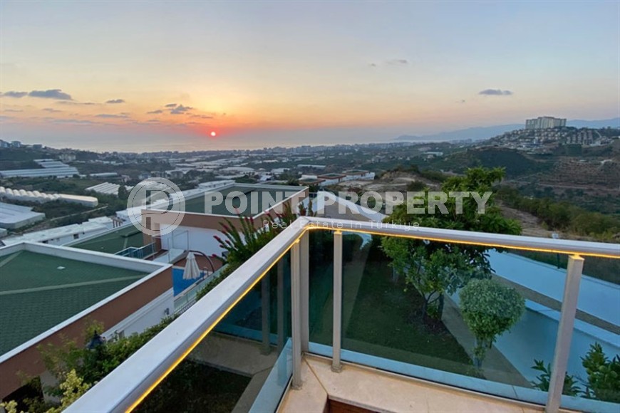 Панорамная вилла с инфинити бассейном и ухоженным зеленым садом, в пяти километрах от моря-id-7553-фото-21