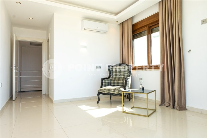 Просторная, современная вилла с панорамным видом на море и зеленые сады, в спокойном районе Аланьи - Каргыджак-id-7554-фото-9