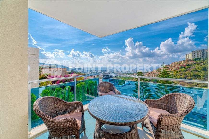 Атмосферная двухэтажная вилла с бассейном и цветущим садом, в 2200 метрах от моря-id-7556-фото-23