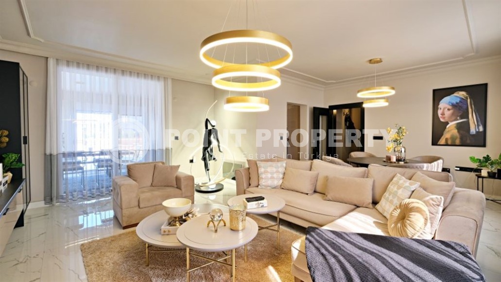 Villa built in 2007 with a new designer renovation, in the modern area of Alanya - Mahmutlar-id-7559-photo-2