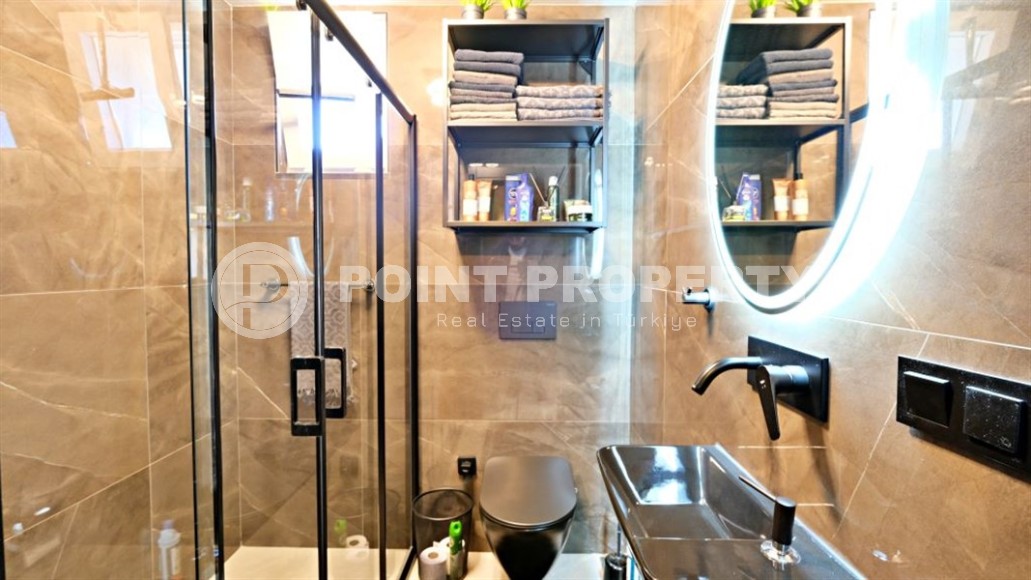 Villa built in 2007 with a new designer renovation, in the modern area of Alanya - Mahmutlar-id-7559-photo-20