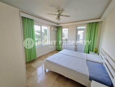 Cozy apartment with furniture and household appliances in a picturesque area of Alanya - Upper Oba-id-7561-photo-5