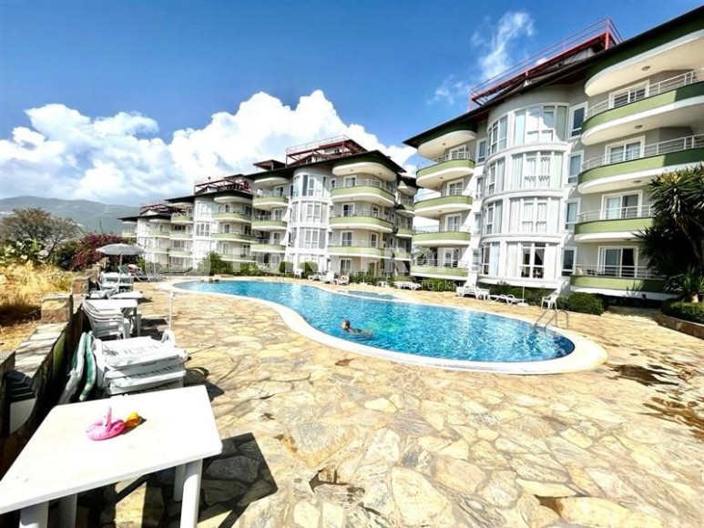 Cozy apartment with furniture and household appliances in a picturesque area of Alanya - Upper Oba-id-7561-photo-14