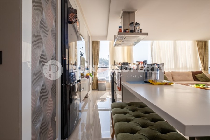 Bright, comfortable apartment with panoramic sea views, in a modern residential complex with rich internal infrastructure-id-7563-photo-5