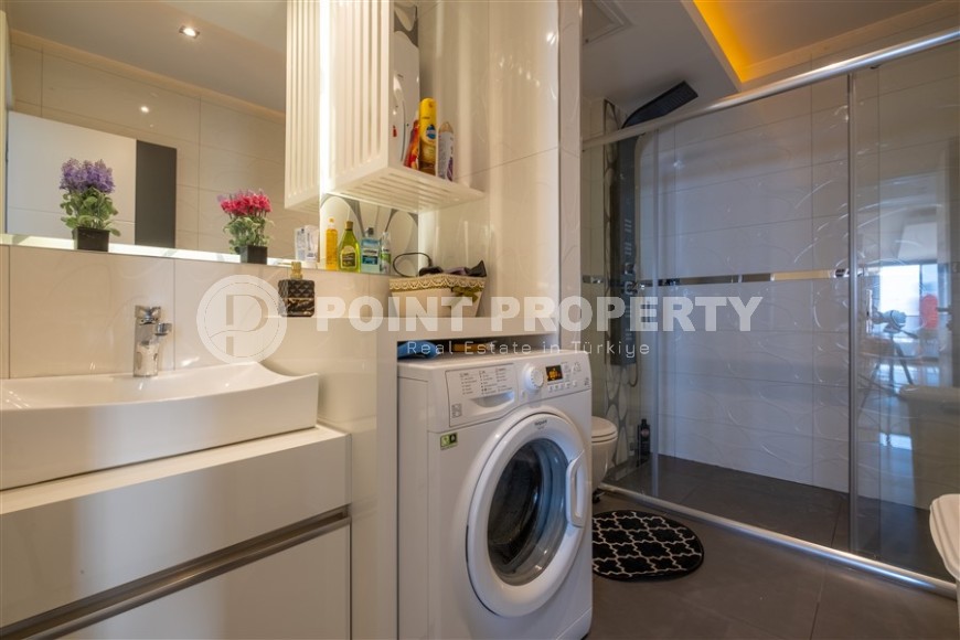 Bright, comfortable apartment with panoramic sea views, in a modern residential complex with rich internal infrastructure-id-7563-photo-11