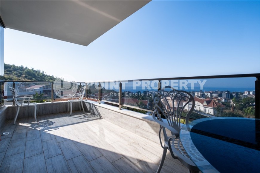 Bright, comfortable apartment with panoramic sea views, in a modern residential complex with rich internal infrastructure-id-7563-photo-13