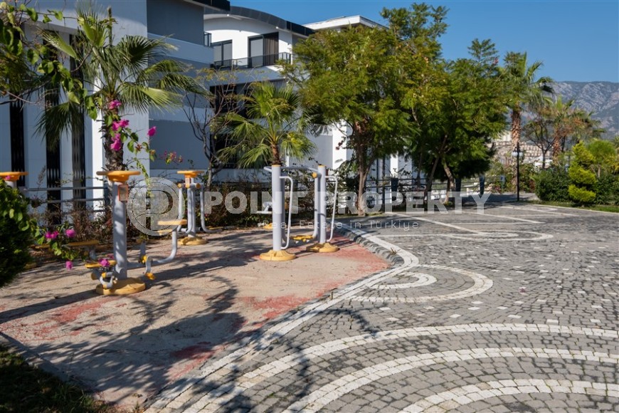 Bright, comfortable apartment with panoramic sea views, in a modern residential complex with rich internal infrastructure-id-7563-photo-27