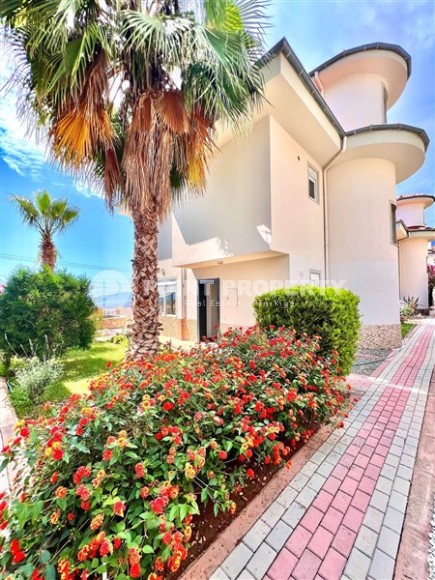 Симпатичная двухэтажная вилла 2009 года постройки, в трех километрах от центра района Каргыджак-id-7564-фото-21