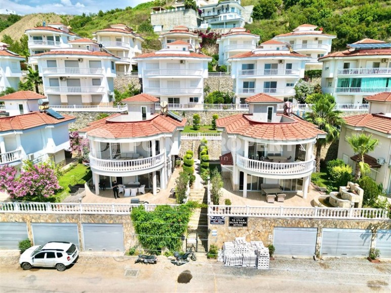 Симпатичная двухэтажная вилла 2009 года постройки, в трех километрах от центра района Каргыджак-id-7564-фото-24