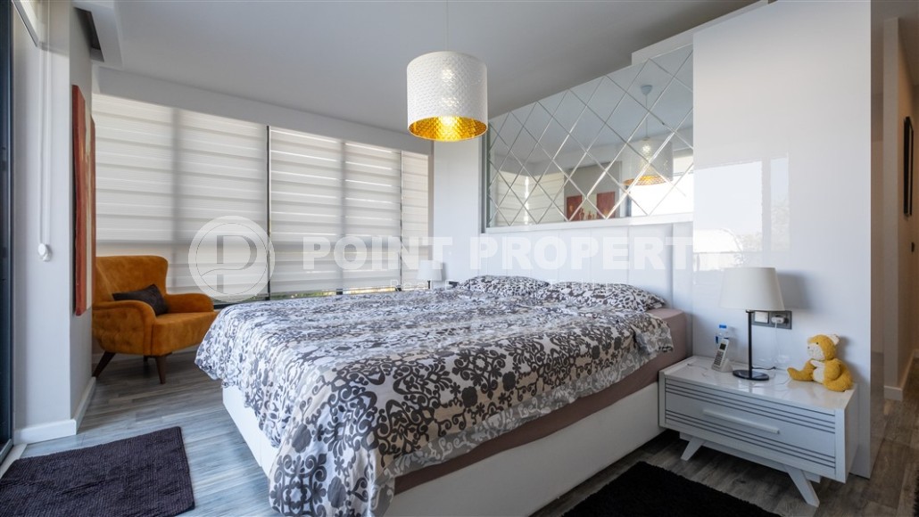 Stylish two-level apartment 3+1, with a total area of 200 m2, in a modern residential complex with hotel infrastructure-id-7565-photo-7