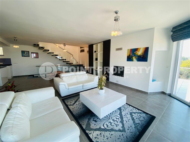 Трехэтажная вилла 5+2 с панорамным видом на море, в четырех с половиной километрах от пляжа и набережной-id-7570-фото-3