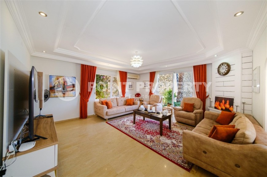 Three-storey villa 4+1 with panoramic sea views, two kilometers from the beach and promenade-id-7572-photo-4