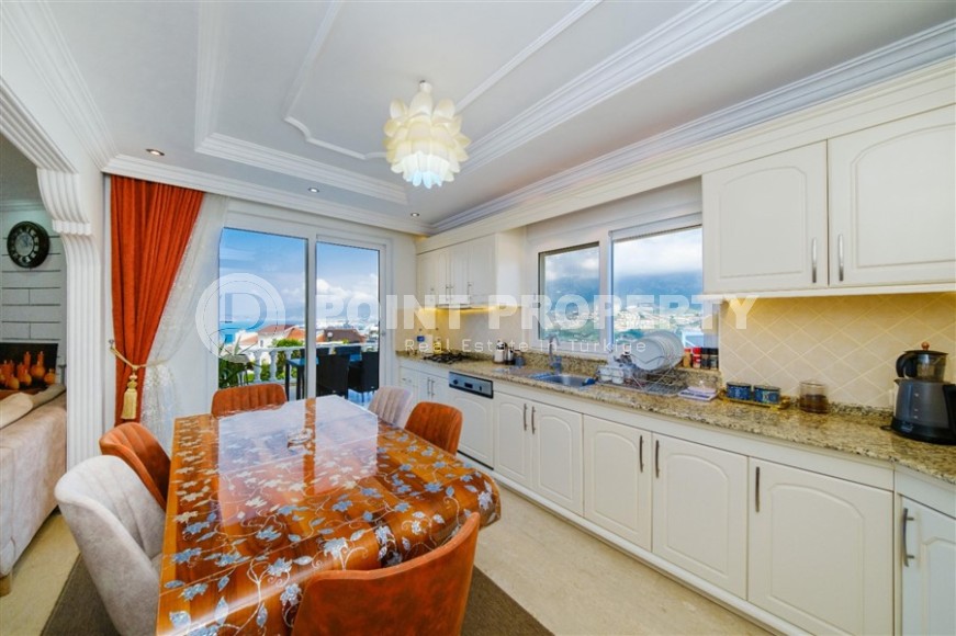 Three-storey villa 4+1 with panoramic sea views, two kilometers from the beach and promenade-id-7572-photo-5