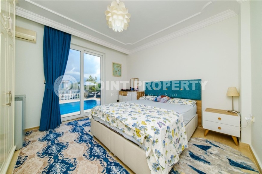 Three-storey villa 4+1 with panoramic sea views, two kilometers from the beach and promenade-id-7572-photo-7